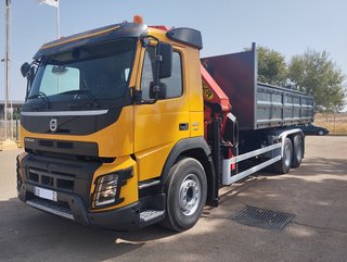 Volvo FM 420-CAMIONES GANCHO CON GRUA