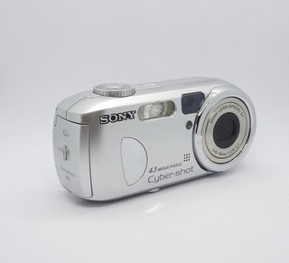 Fotocamera Sony Cyber-shot DSC-P73 4.1 MP