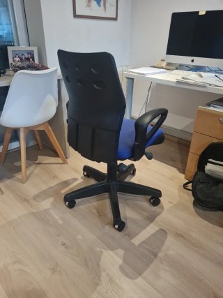 Silla de oficina ergonómica