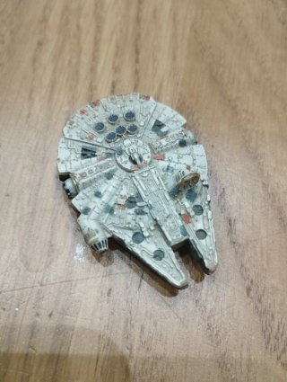 Halcón Milenario Star Wars Majorette