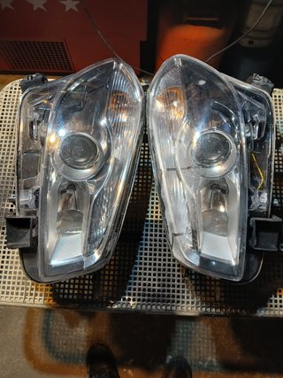 Pareja de Faros Lupa Nissan Qashqai