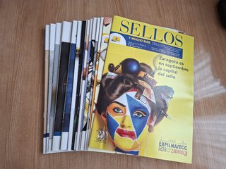 Lote de 19 Revistas Sellos y Mucho Más