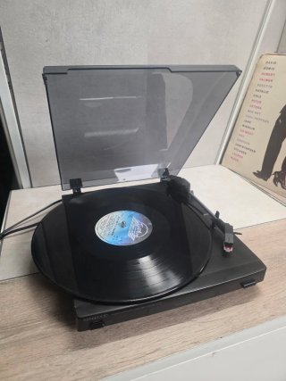 Tocadiscos Kenwood P-110