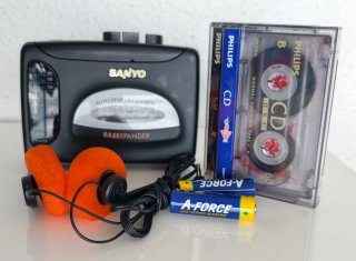 Walkman Sanyo VIP-30 como SONY