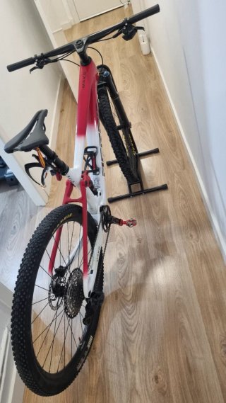 Bicicleta MTB 29 Doble Suspensión Carbono