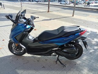Honda Forza Maxi Scooter Azul