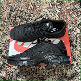Nike Air Max Plus Triple Black Talla 39