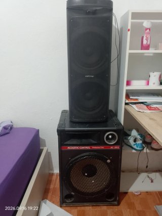 Se vende o se cambia por algo Demi interes