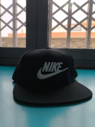 Gorra Nike Negra