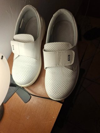 Zapatillas Sociosanitarias Blancas Talla 40