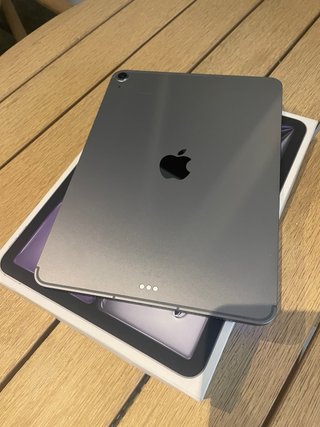 iPad Air 11 (M3) 128GB WiFi + Cellular