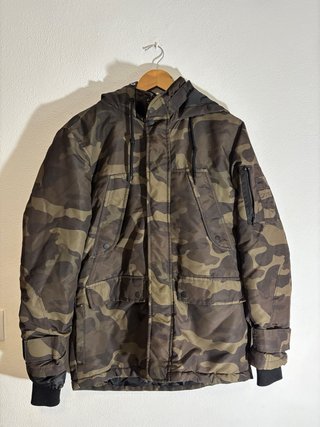 Cazadora Anorak Camuflaje Bershka