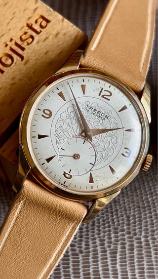 Reloj Vintage TREBON con Esfera Guilloché
