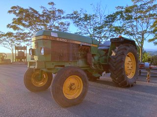 Tractor John Deere 2450