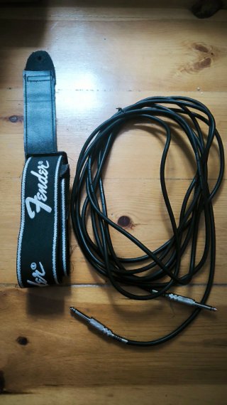 Correa Fender para Guitarra y Cable 5m