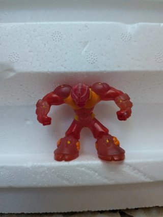 Figura Gormiti Pueblo del Fuego