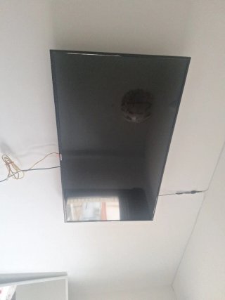 TV Infiniton 50 pulgadas + Soporte de pared