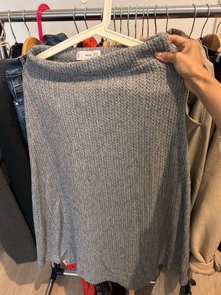 Falda larga gris Mango