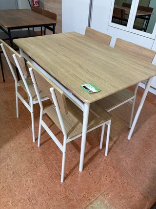 Mesa de Comedor y 4 Sillas Estilo Industrial