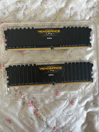 Memoria RAM Vengeance LPX 16GB (2x8GB) DDR4