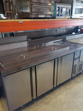 Mesa Refrigerada de Acero Inoxidable