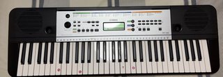 Teclado Yamaha YPT-255 + soporte + silla