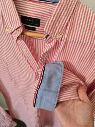 Camisa Zara de rayas rojas y blancas