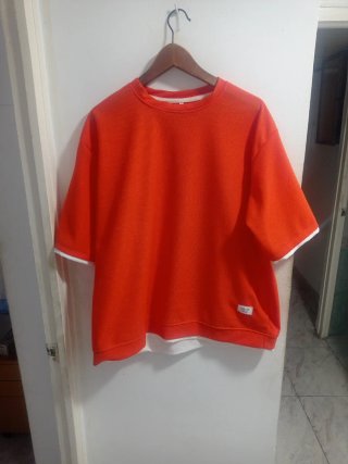 Camiseta Deportiva Roja