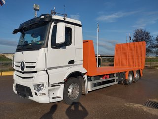 Mercedes ACTROS 25 45-CAMIONES PORTAMAQUINARIAS