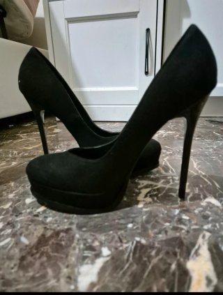 Zapatos de tacón negros