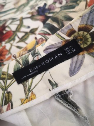 Pantalón Zara Estampado Floral Talla M