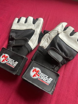 Guantes de Entrenamiento Muscle Force