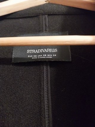 Chaqueta de paño negra Stradivarius
