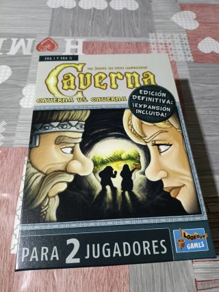 Juego de mesa Caverna vs. Caverna