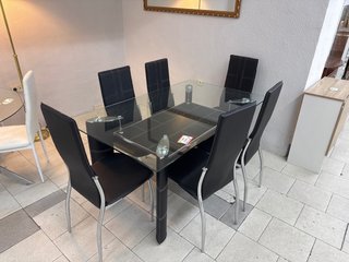 Conjunto de Comedor: Mesa de Cristal y 6 Sillas
