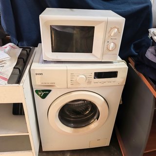 Lavadora Svan 7kg y Microondas