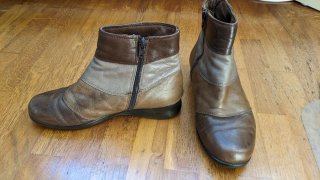 Botines de piel en tonos marrones