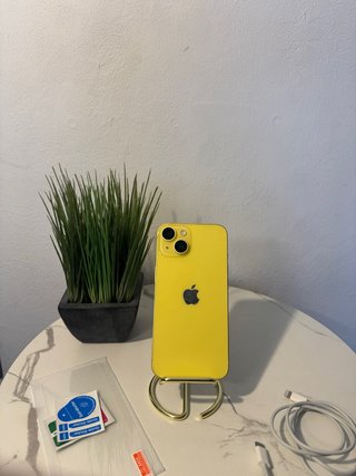 iPhone 14 Amarillo