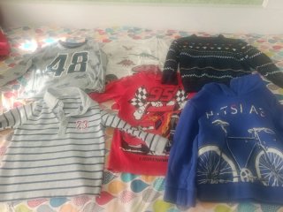 Lote de 6 prendas de ropa para niño