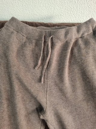 Pantalón de punto marrón