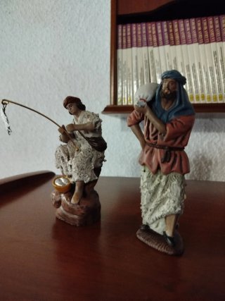 2 Figuras para Belén de 14 cm
