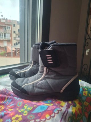 Botas de nieve Quechua gris y negro 38/39