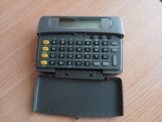 Radio Calculadora Agenda Aiwa CR-TL70
