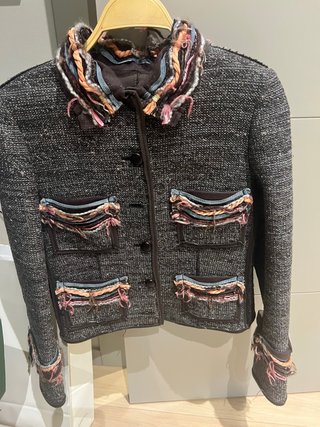 Chaqueta de Tweed con Detalles Deshilachados