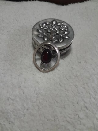 Colgante de Plata con Piedra Roja