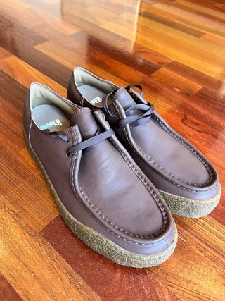 Zapatos Camper Peu Terreno marrones de piel