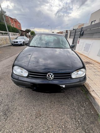 Volkswagen Golf 2003