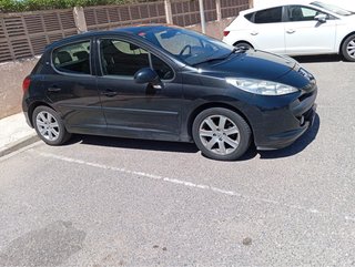 Peugeot 207 2010