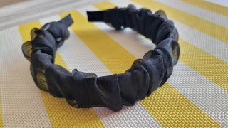 Diadema Negra con Volantes