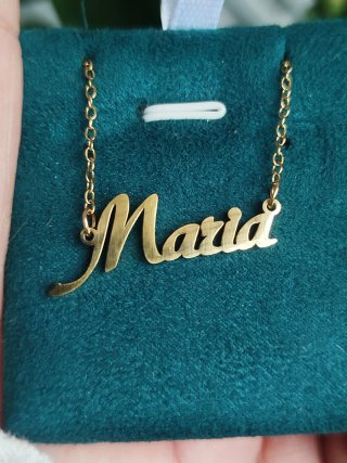 Collar con nombre María